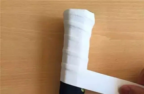 如何正確的纏繞吸汗帶呢?