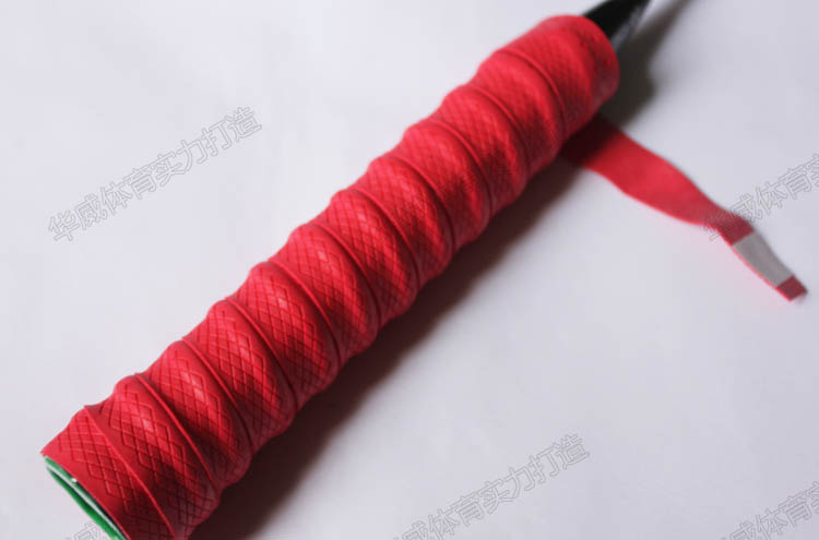 羽毛球拍手膠應該如何纏繞?